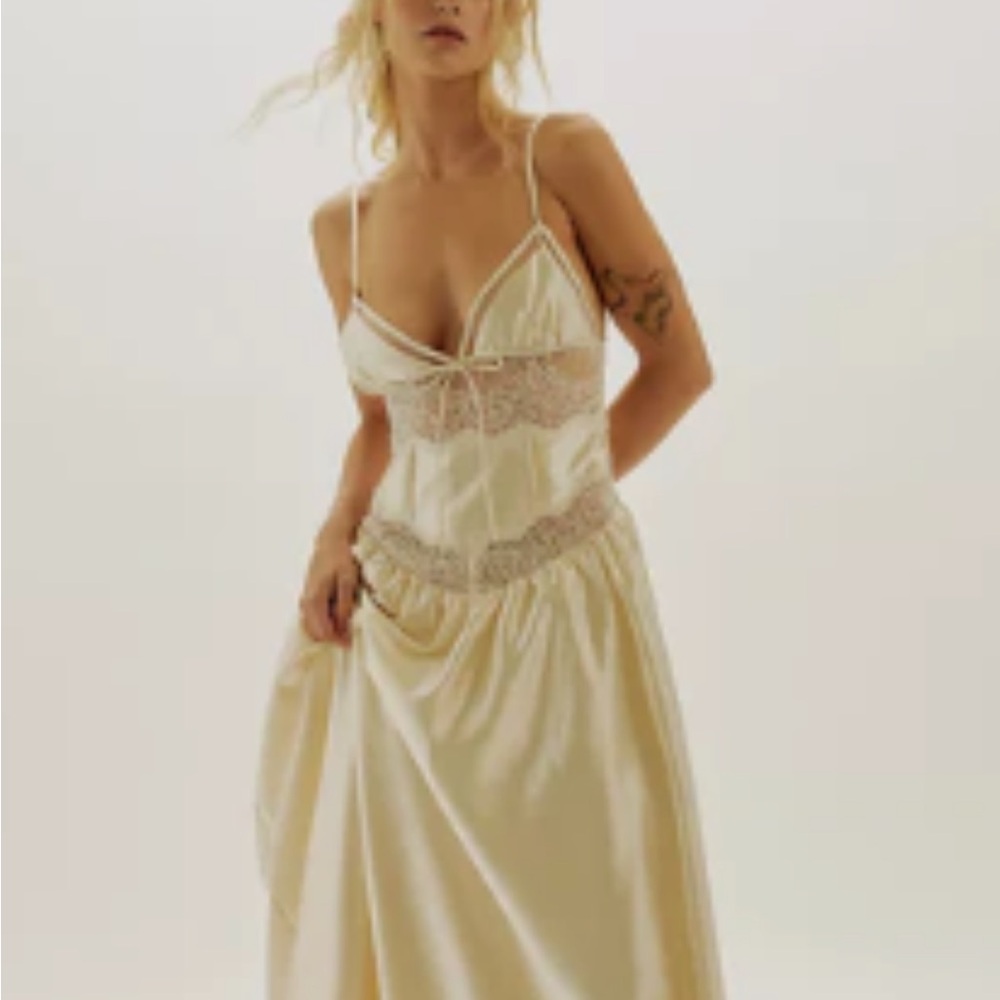 Ivory VARJEL bridal dress